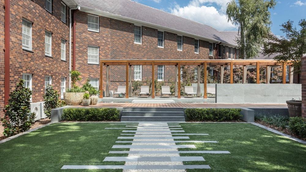 Brassey Hotel - Managed By Doma Hotels Canberra Exterior foto